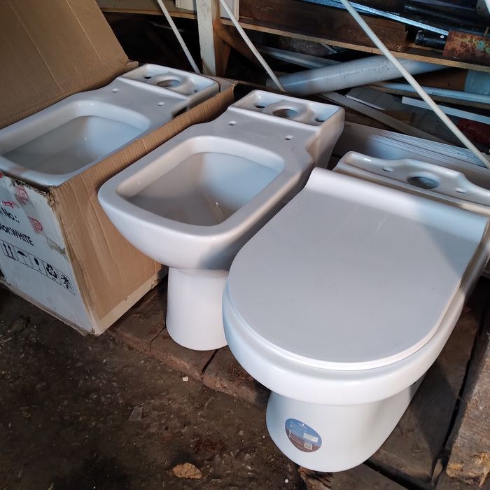 Унитаз  Новый без бочка