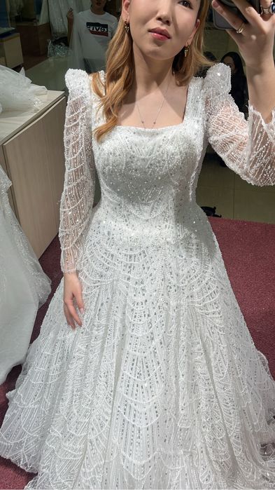 Свадебное  платье