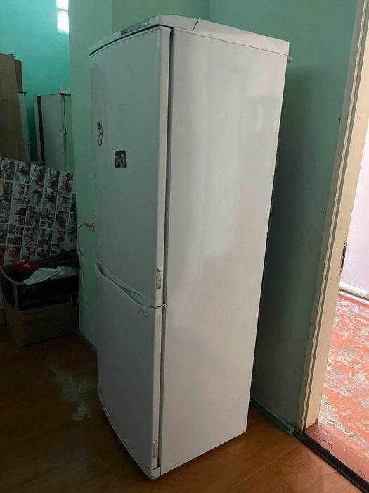 Продается холодильник