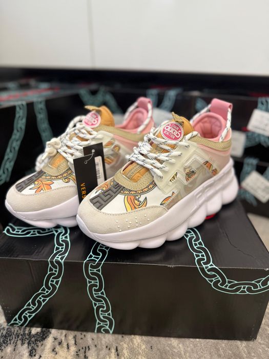 Versace chain reaction roz