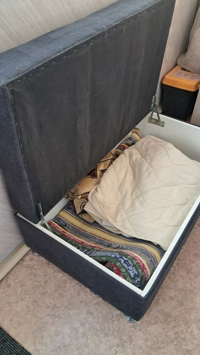 Продам пуф большой с ящиком