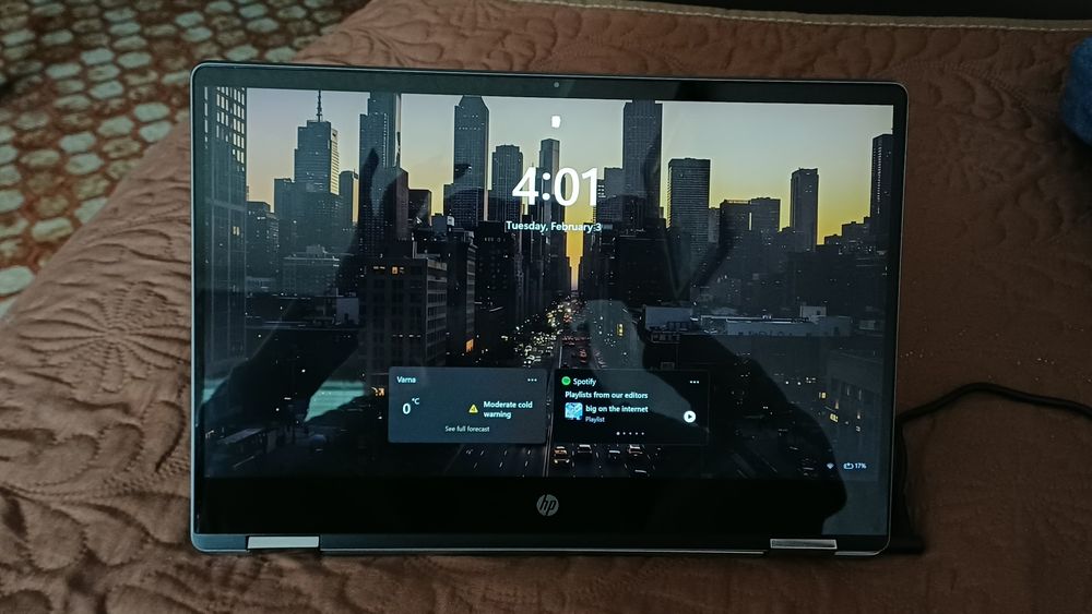 HP Pavilion x360 Convertible