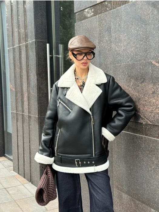 Продам дубленку авиатор, женская