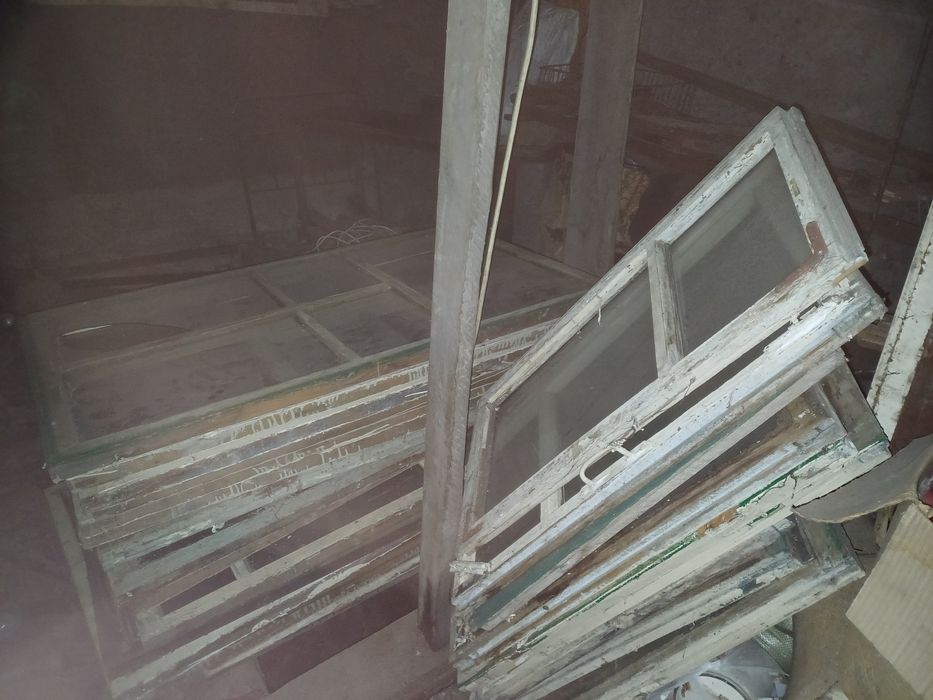 Деревянные рамы.