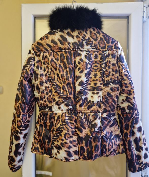 Ефектно дамско яке