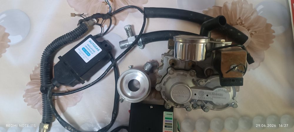 3-pakalenya metan uchun reduktor kamplekt narsalari bilan