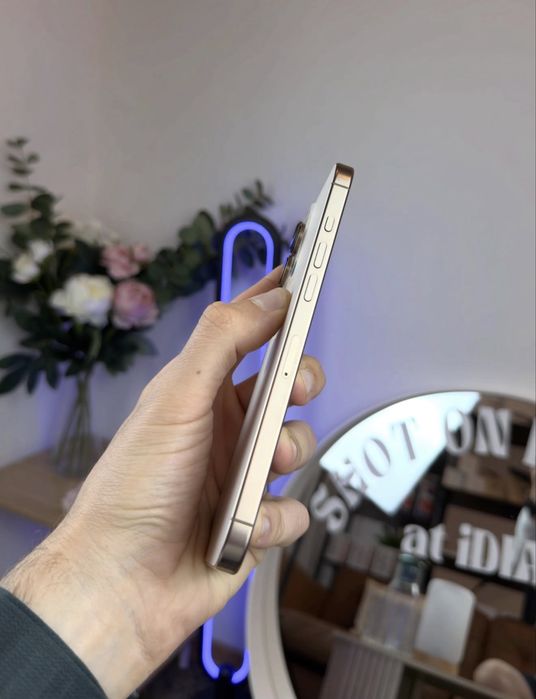 iPhone 16Pro Max Desert 256gb 91 Radnoy Karobka bor