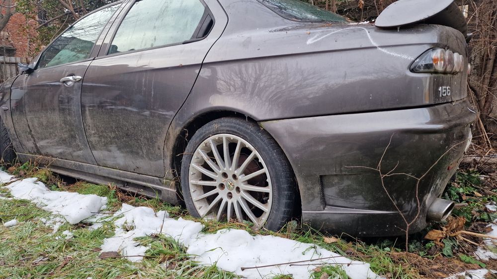Alfa Romeo 159 (Bară spate si praguri Fibra de sticla)