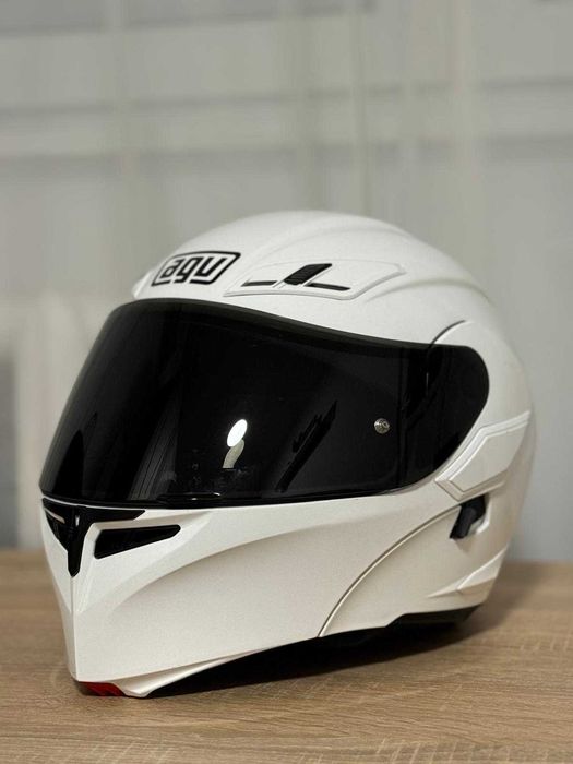 Casca flip-up AGV Numo