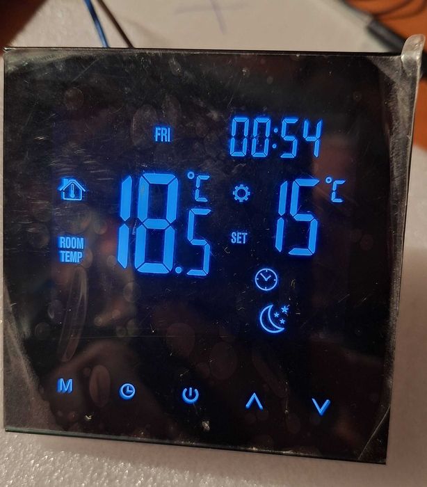 Електронен цифров термостат, нов, не използван