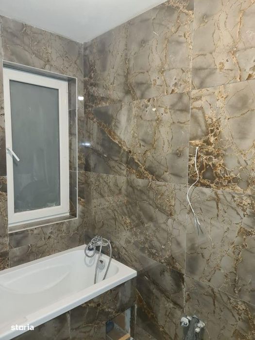 Apartament de 2 camere, recent renovat, zona Muzeul Apei, etaj 1, parc