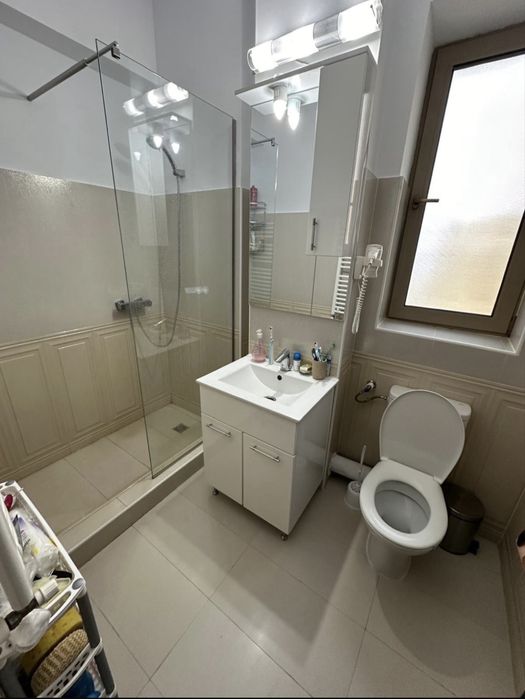 Inchiriez garsoniera dubla Navodari