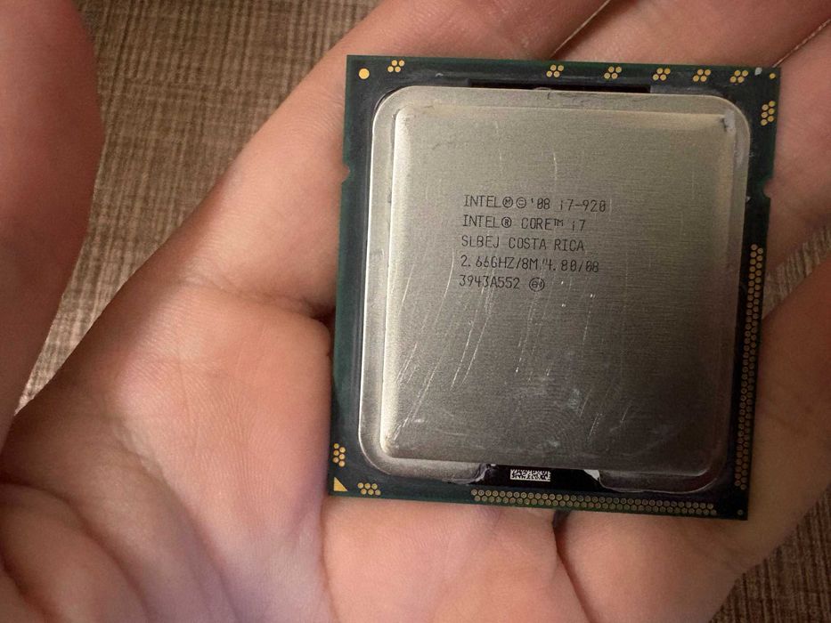 Vand kit procesor i7-920 + cpu cooler pentru el