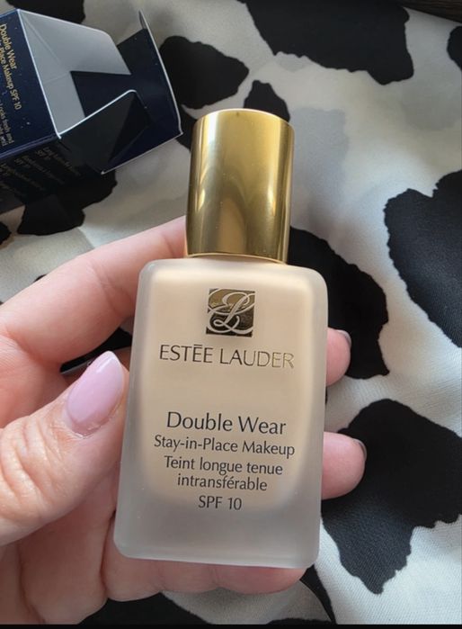 Fond de ten estee lauder varianta veche