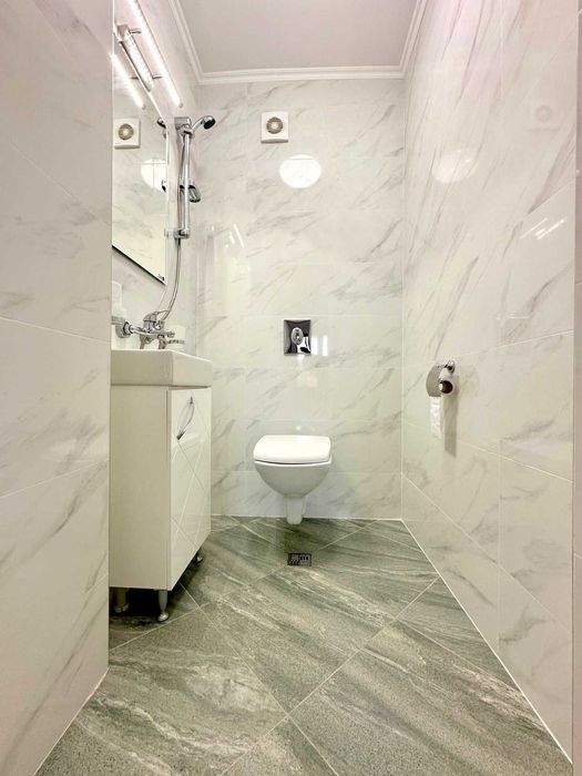 Дава се под наем Тристаен апартамент в Поморие - 104 кв.м за 548.25 € - Снимка #9