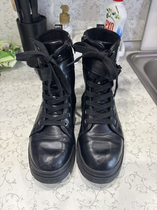 Черни ботуши за деца