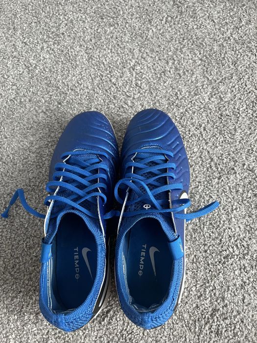 ghete de fotbal nike tiempo