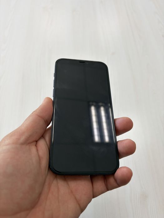 Iphone 12, от первого владельца
