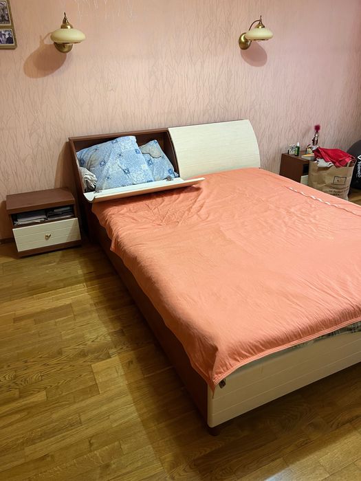 Спальный гарнитур б/у