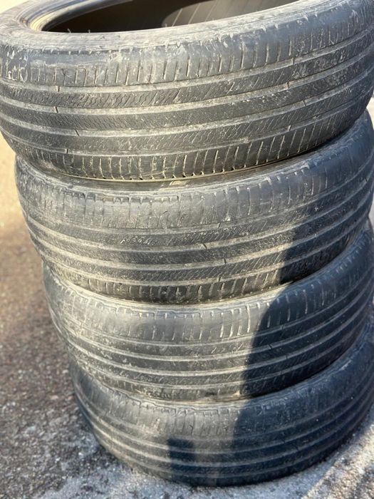 Продам шины Michelin 235/55r20
