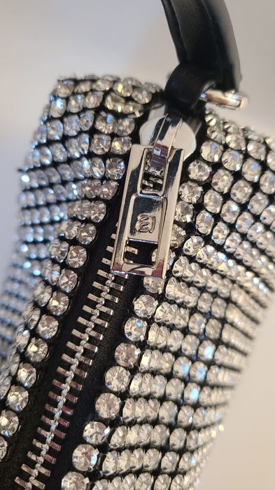 Сумочка под Alexander Wang