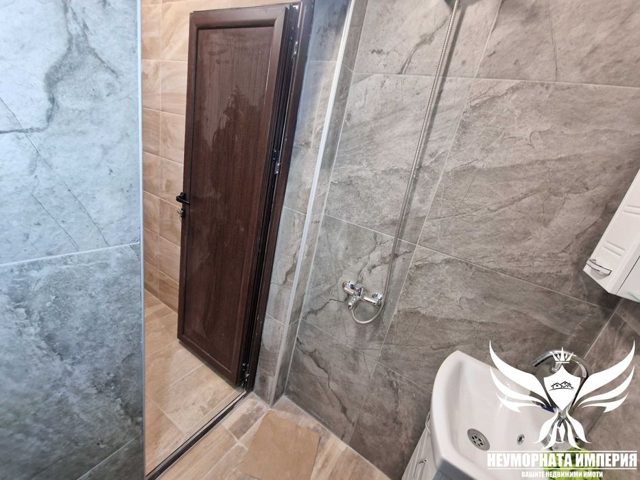 Под наем помещение, ателие, магазин, офис, склад 60кв.м. гр.Асеновград