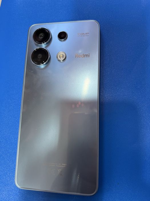 Телефон Xiaomi Redmi 13