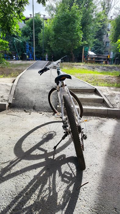 Продам велосипед BMW