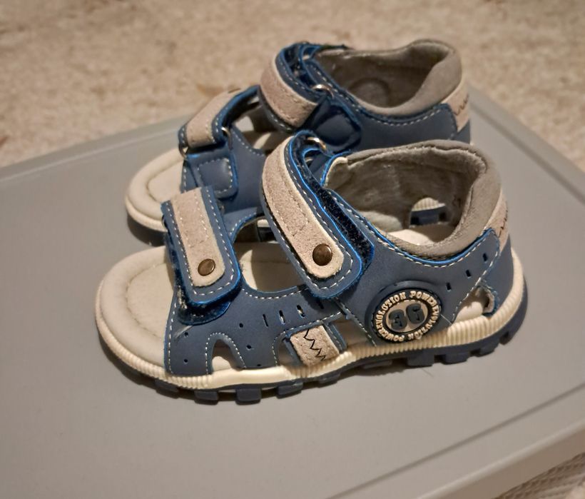 Sandale mărimea 21 Action boy