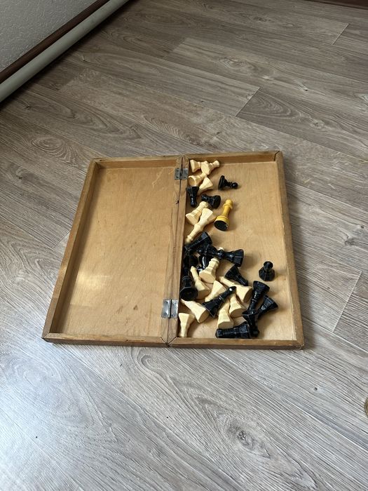 Шахмат  с фигурками  винтаж