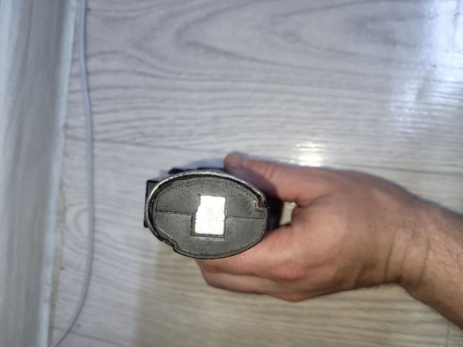 Продам фонарик диодный