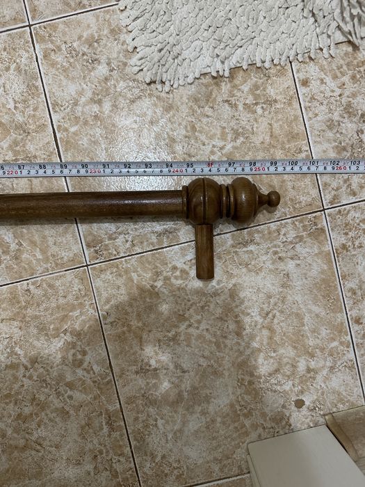 3 еднакви корниза