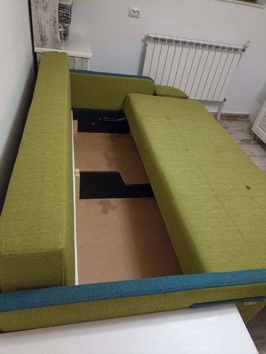 Canapea extensibilă pentru două persoane -2500 ron