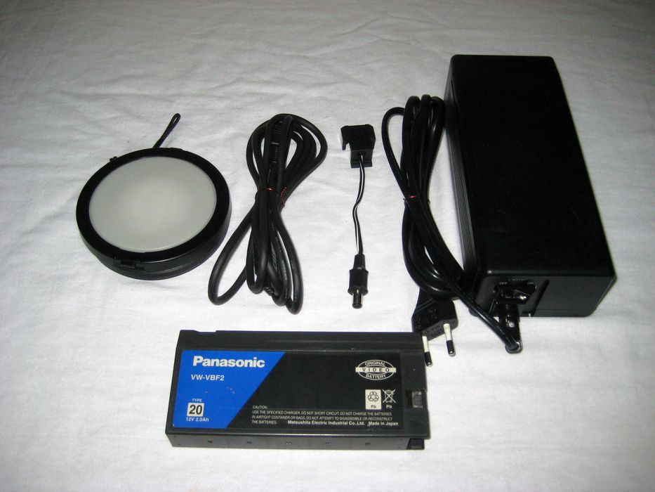 Видеокамера Panasonic M3000 кассетный идеальном рабочим состоянии!