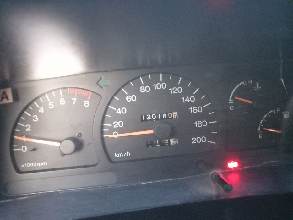 Нексия донс сотилади