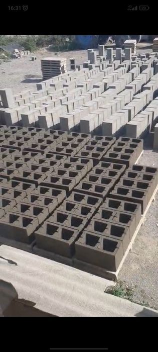 Сплитерные блоки, рванные и тумбы