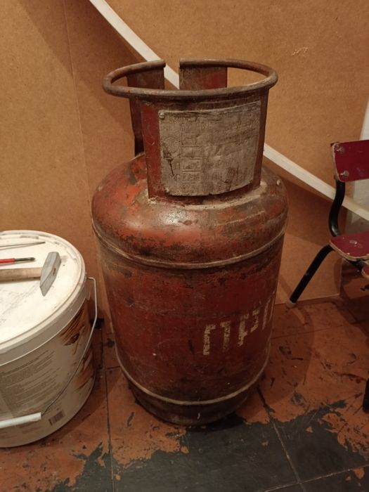 Продам газовые балоны