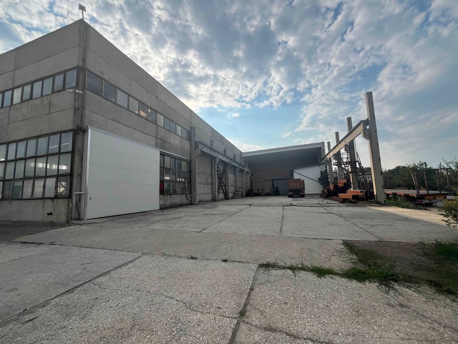 Дава се под наем Магазин в Ихтиман - 24000 кв.м за 22684.8 € - Снимка #5