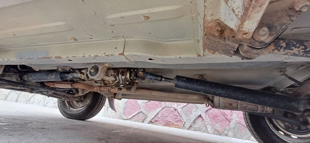 Ваз 2121 4х4 срочно сотилади радной краска 91.000пробег