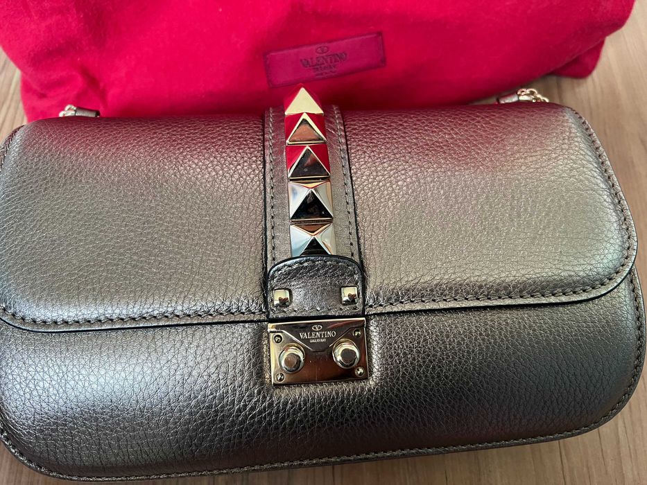 Оригинална чанта Valentino