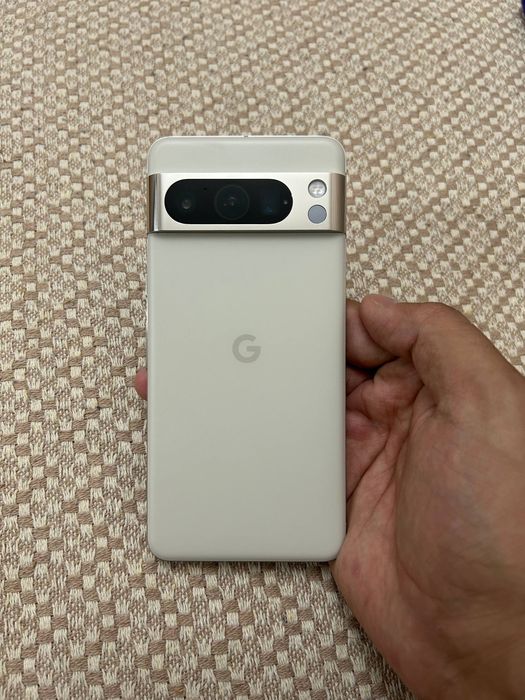 Google Pixel 8 Pro