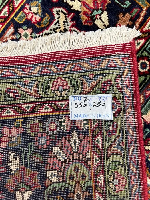 Продам ковер ручной работы из ирана