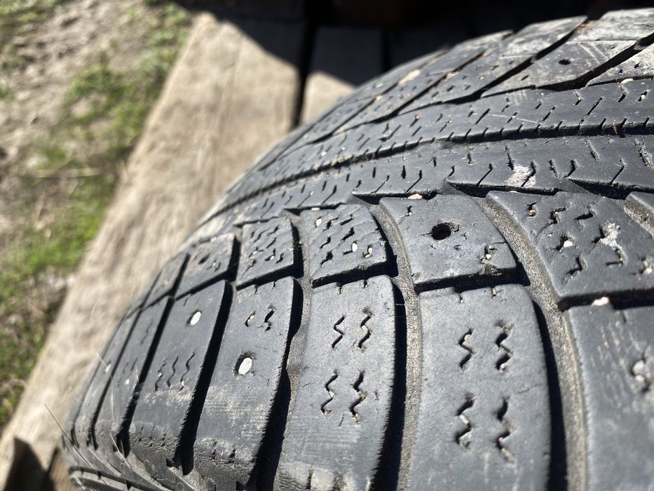 Продам шины б/у не дорго