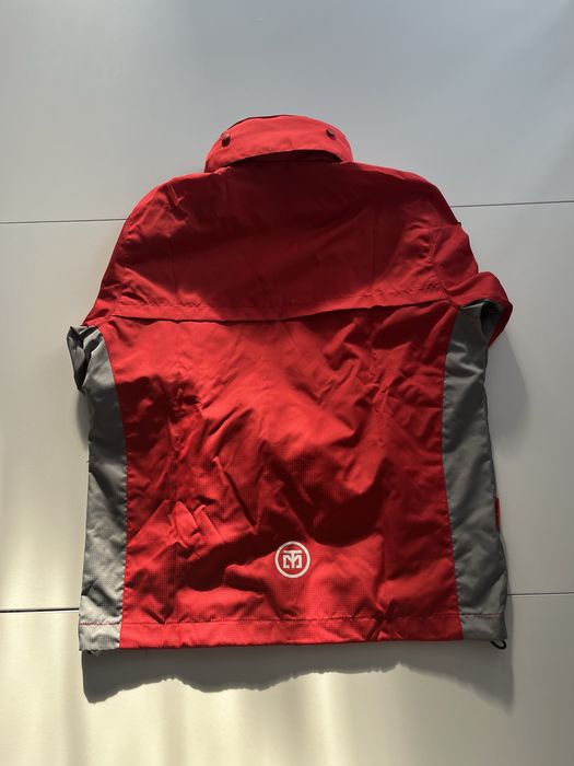 Продам Ветровку Mooto