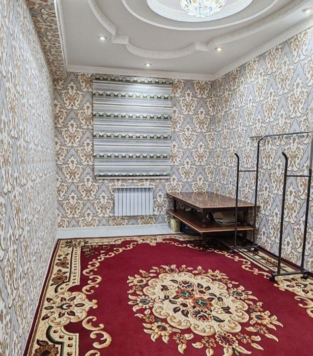 Sergeli tumani metroga 5 daqiqa piyoda uzoqlikda kvartira bor