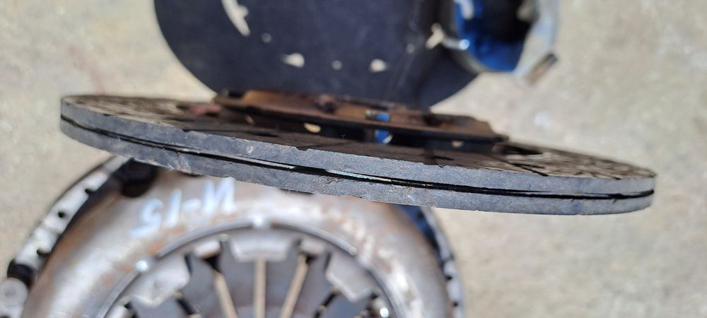 Съединител комплект за Нисан Алмера 2.0 Д/ Nissan Almera 2.0 D