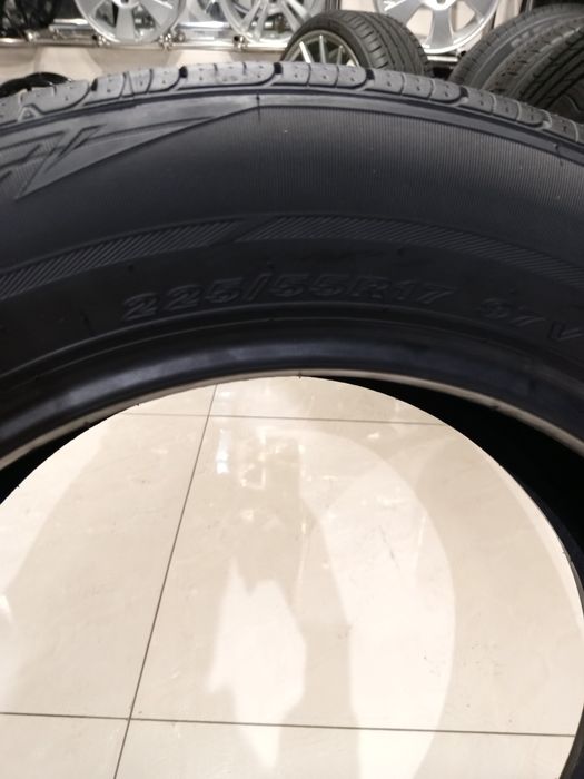 Balon shina NEXEN Npriz AH8 225/55R17