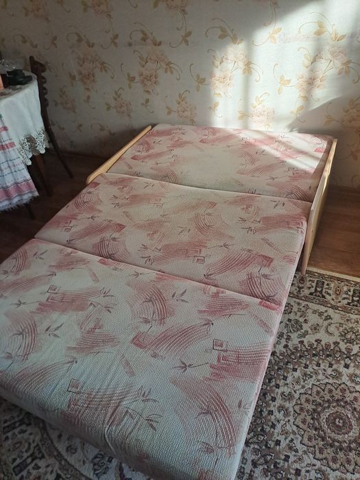 Продам  диванчик раскладной