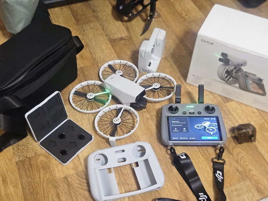 DJi Flip combo  дрон  (батарейки 3 штук)