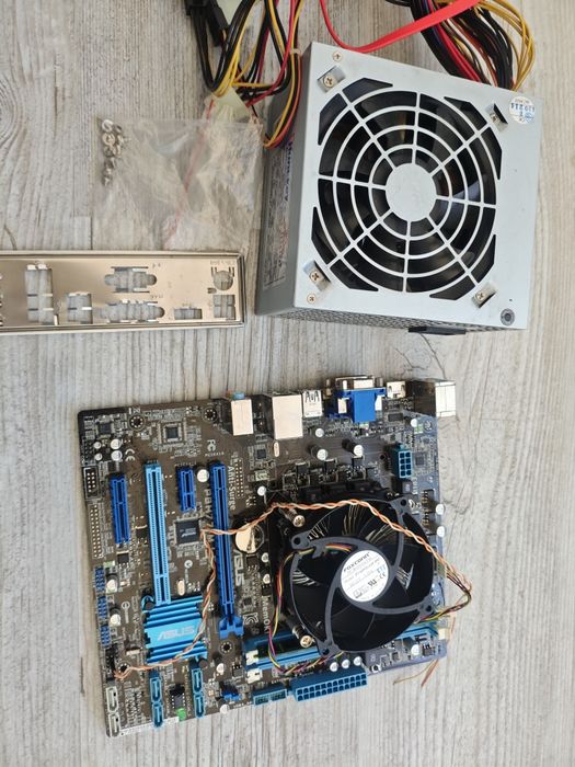 Набор Intel Core i3 2120 в рабочем состоянии